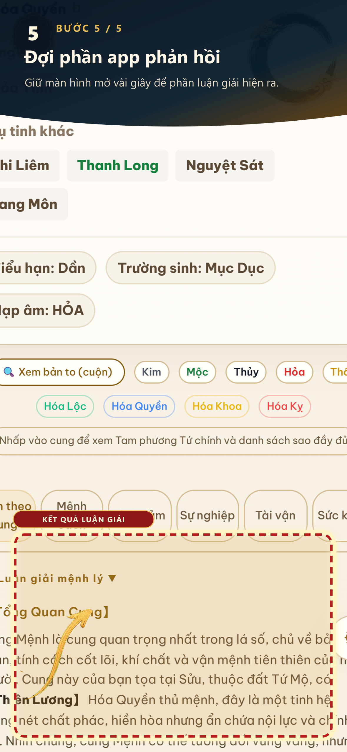Bước 5: Đợi phần app phản hồi. Giữ màn hình mở vài giây để phần luận giải hiện ra.